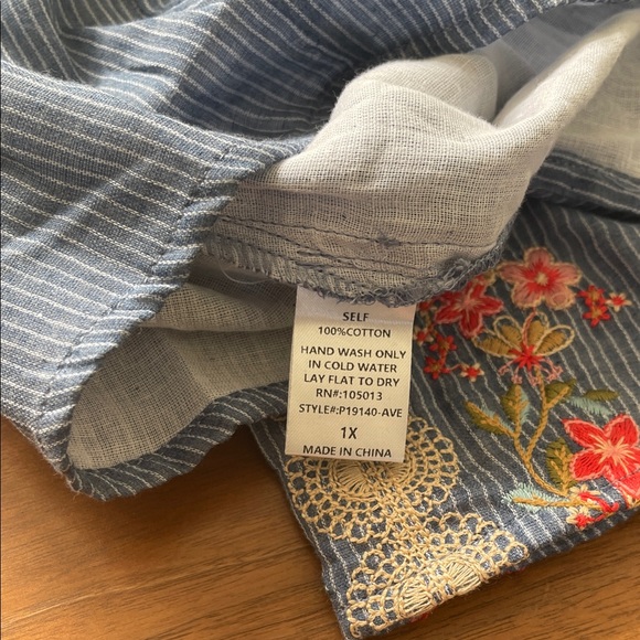 Savanna Jane take me to Greece Tank 1X - Picture 10 of 11